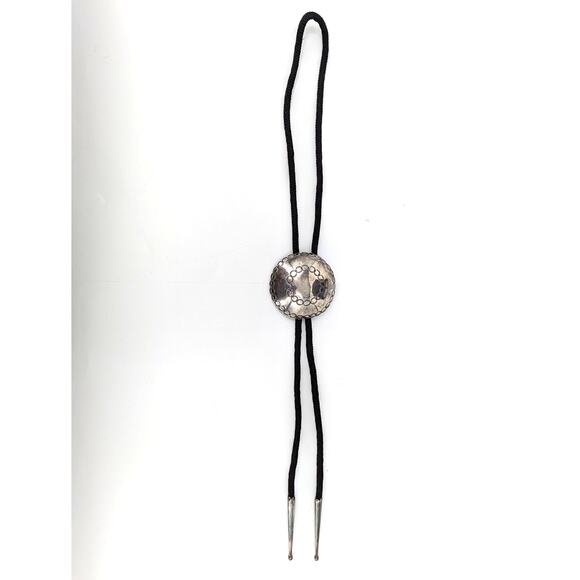 Tested Silver Bolo Tie Round Tooled Medallion Hand Etched - Picture 4 of 6